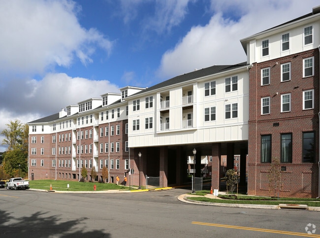 Building Photo - Overture Fair Ridge 62+ Active Adult Apartment Homes
