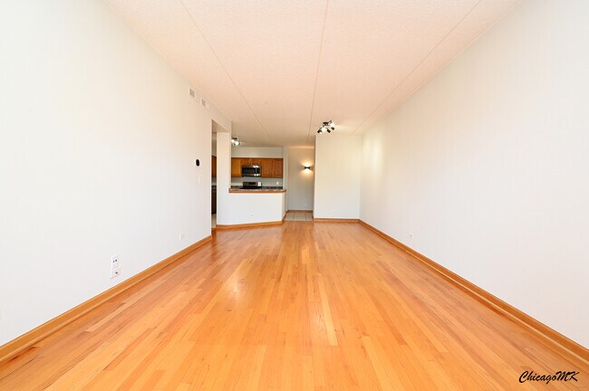 Building Photo - 2919 N Harlem Ave
