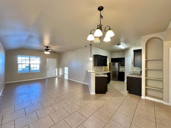 Foto del edificio - 4600 Cambridge Dr