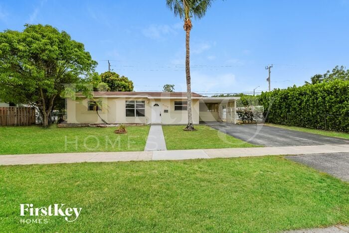 Foto principal - 7130 Tyler St