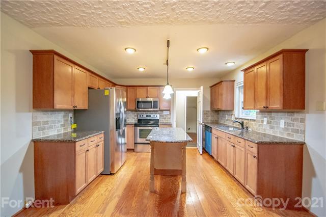 Foto del edificio - 5322 Baker Dr