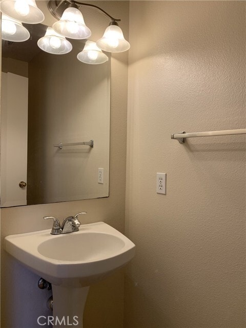 Building Photo - 6515 Chapman Dr