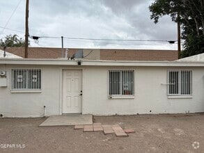 Building Photo - 141 Newman St