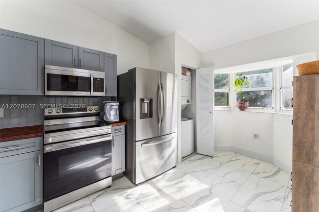 Foto del edificio - 2140 NW 78th Ave