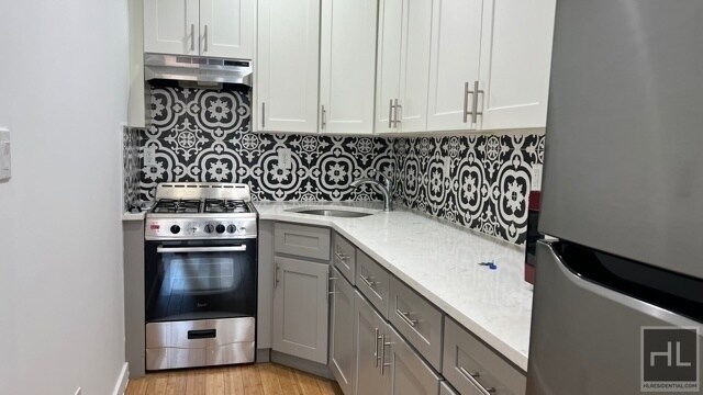 Foto del edificio - NEWLY CONSTRUCTED LUXURY 1 BEDROOM  W/LARG...
