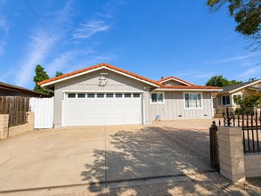 Building Photo - 4543 Sloat Rd