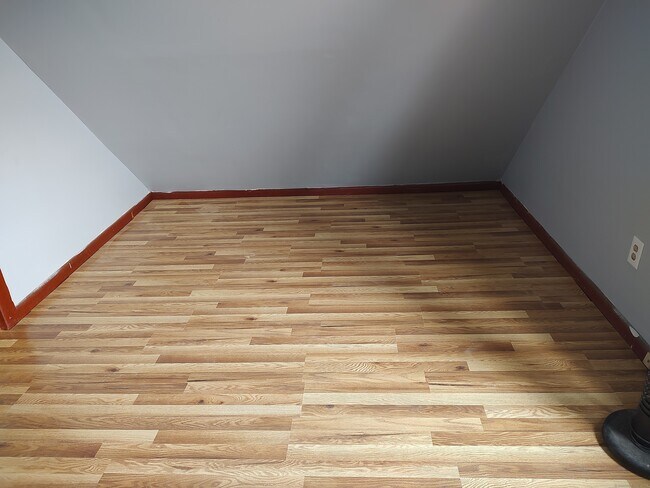 Foto del edificio - 592-594-594 Norman St