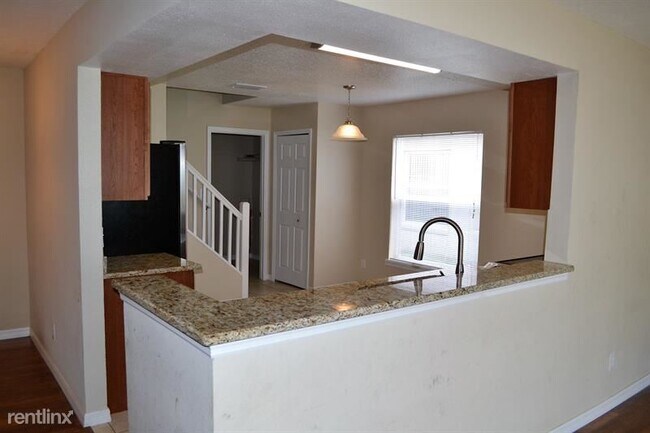 Foto del edificio - 5 br, 3 bath House - 10 Jett Loop UNIT