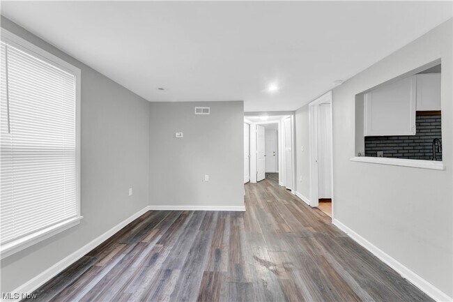 Building Photo - 26560 Cannon Rd