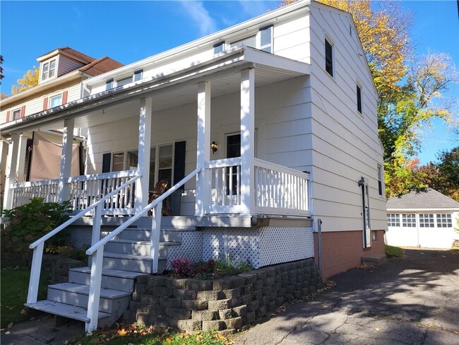 Building Photo - 59 Pinnacle Rd