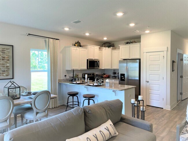 Foto del edificio - 9649 Nature Creek Blvd