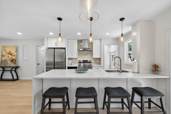 Foto del edificio - 1856 S Steele St