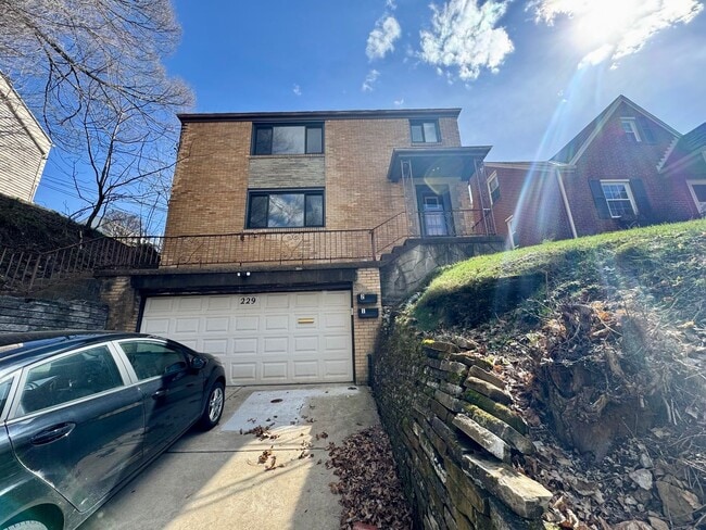 229-231 Marylea Avenue (LO) - 229-231 Marylea Avenue (LO) Apartment