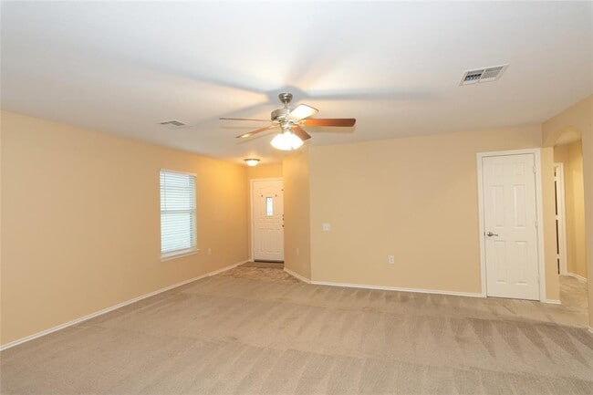 Building Photo - 7612 Cayenne Ln