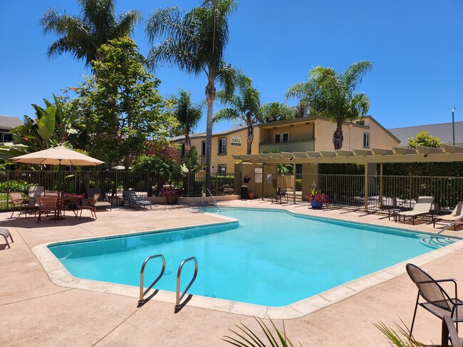 Foto del edificio - 5252 Balboa Arms Dr