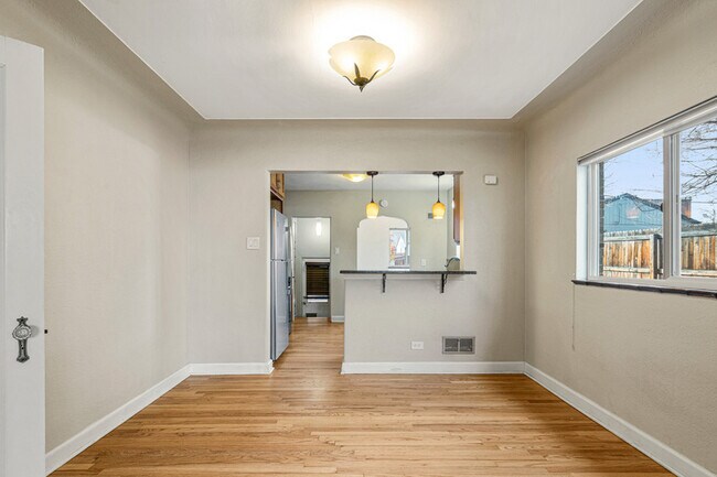 Foto del edificio - 3105 Raleigh St