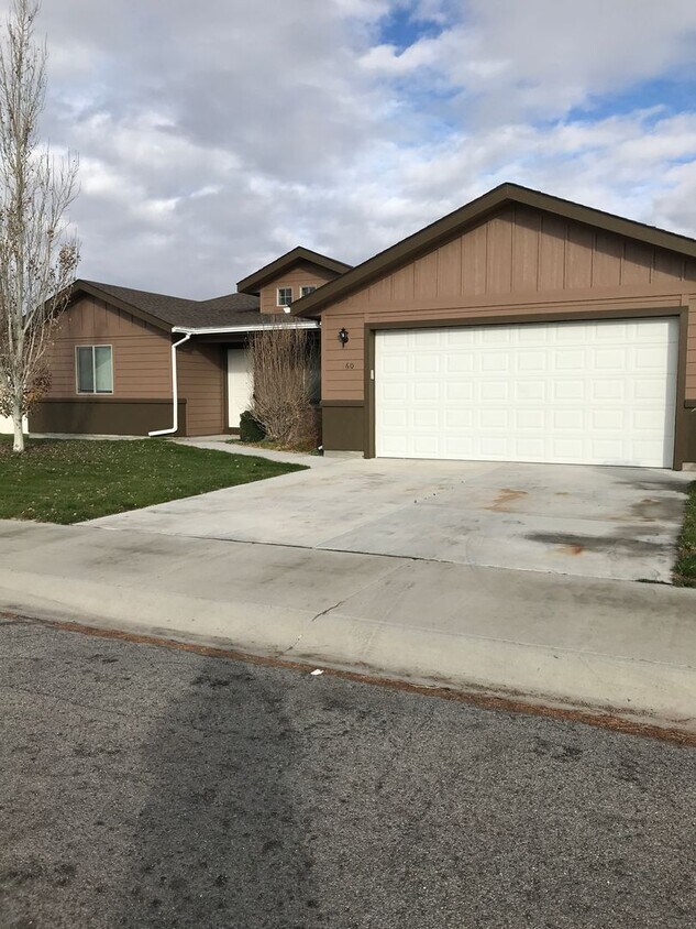 Foto principal - 160 Boulder Dr