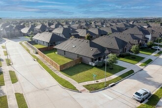 Building Photo - 5434 Wildbrush Dr