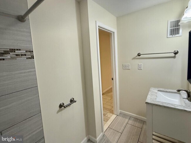 Foto del edificio - 5421 8th St NW