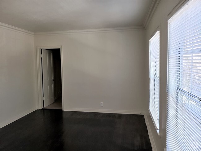 Building Photo - 6846 Camrose Dr