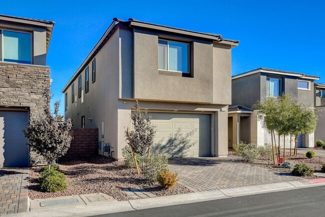 Building Photo - 5 Bedroom in Summerlin!!
