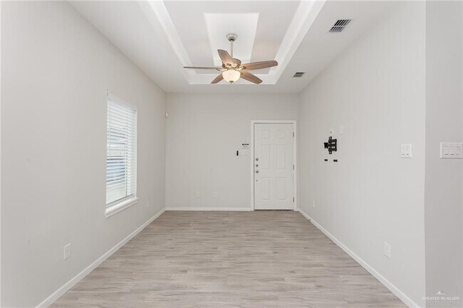 Foto del edificio - 4705 Mulberry Ave