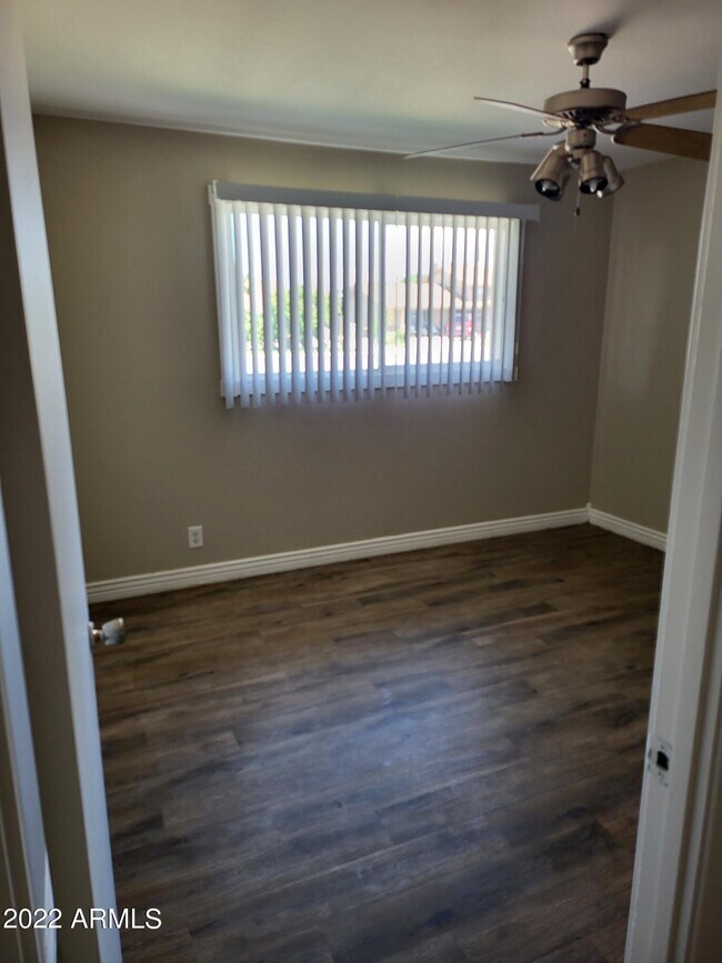Foto del edificio - 4431 W Marlette Ave