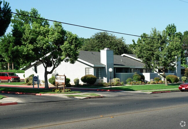 Foto del edificio - Westwind Apartments