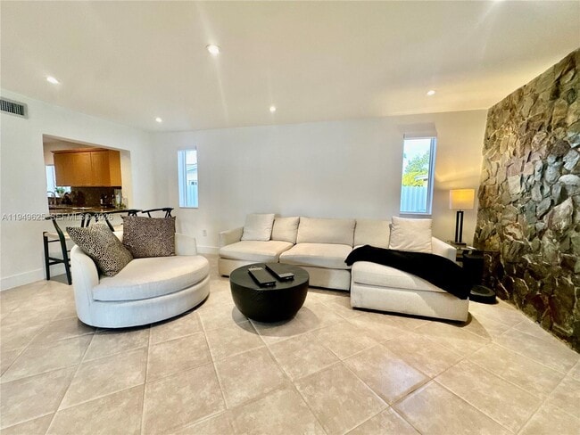 Foto del edificio - 2665 SW 119th Ct