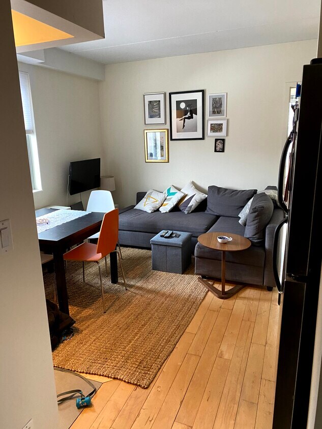 Foto principal - 1810 3rd Ave