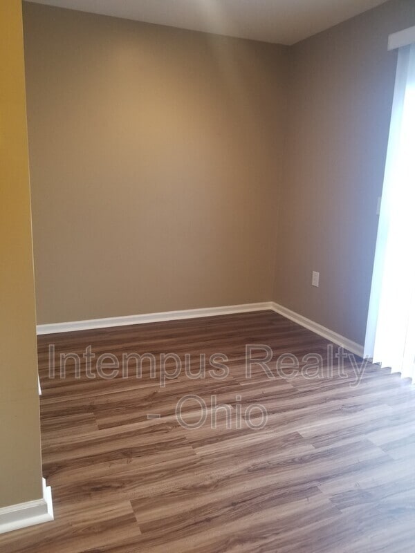 Building Photo - 3869 Dowitcher Ln