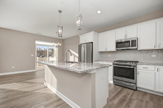 Foto del edificio - 253 Masters Dr