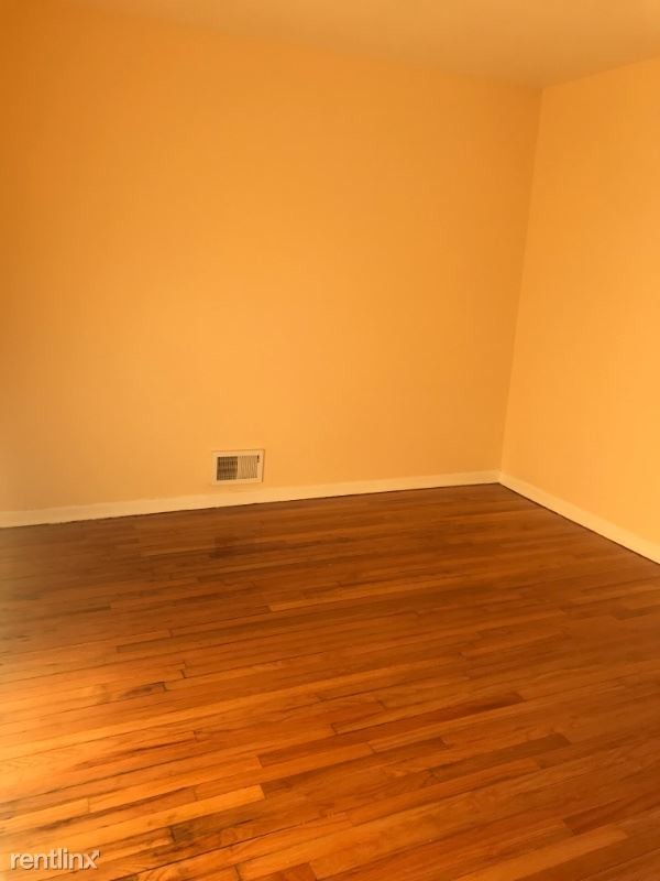 Foto del edificio - 3 br, 2 bath Apartment - 470 Boyden Ave