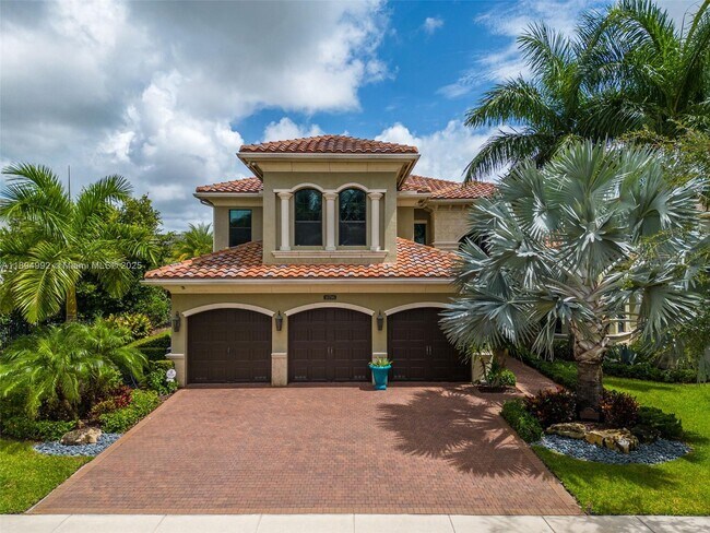 Building Photo - 16796 Strasbourg Ln