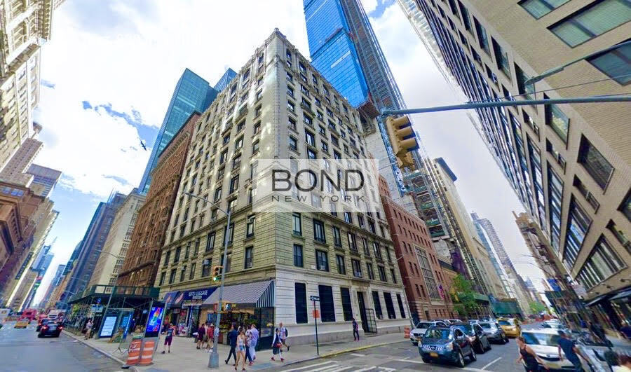 Foto principal - 200 W 58th St