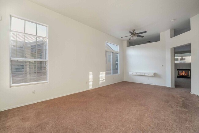 Building Photo - Charming Henderson Home with Spacious Living!