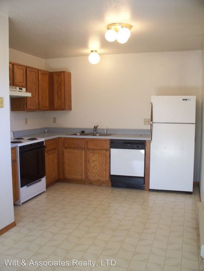 Building Photo - 519 S 15th Ave