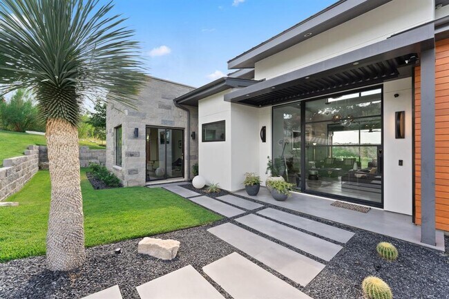 Foto del edificio - 12625 Maidenhair Ln