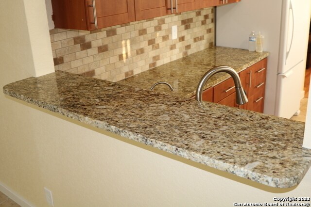 Building Photo - 651 Aurora-