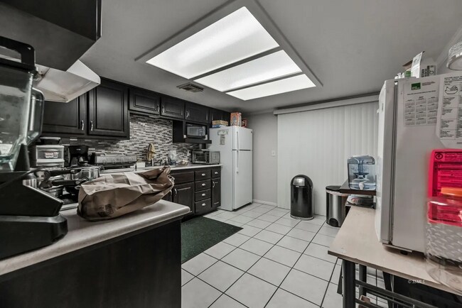 Foto del edificio - 721 N Balsam St