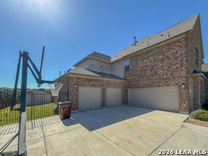 Building Photo - 268 Englewood Ln