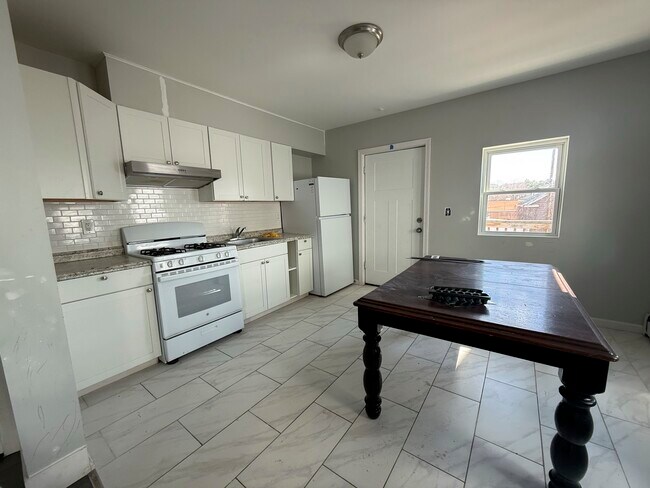 Foto del edificio - 44 Linden St