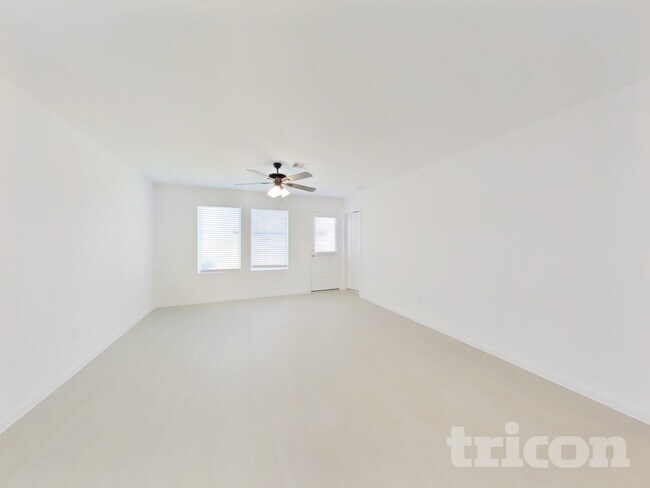 Foto del edificio - 13023 Shells Ln