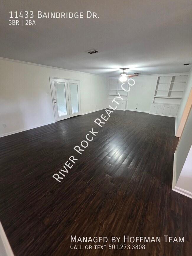 Foto del edificio - 11433 Bainbridge Dr