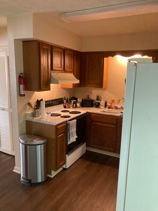 1030 Chinook St, Auburn, AL 36830 Townhouse for Rent in Auburn, AL