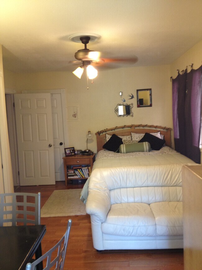 Foto del edificio - 208 S Lincoln St