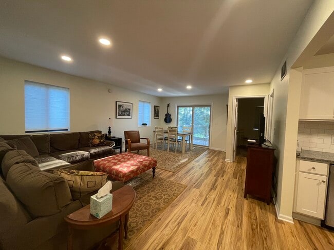 Living Area Main floor - 18 Meadow Ln
