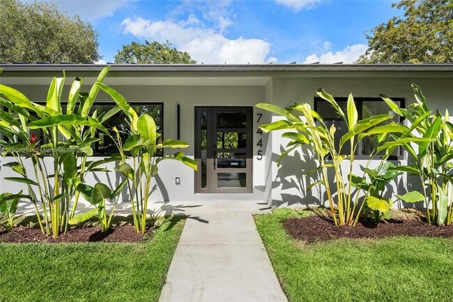 Building Photo - 7445 SW 128th St