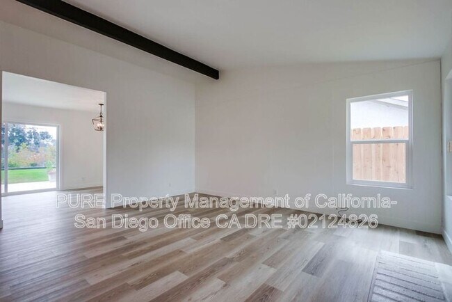 Foto del edificio - 4414 La Portalada Dr