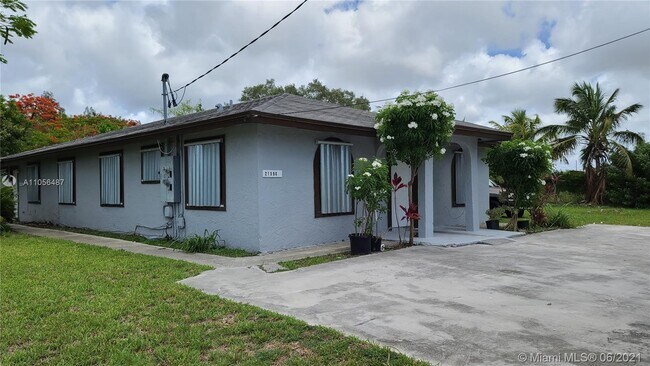 Building Photo - 21590 SW 119th Ave
